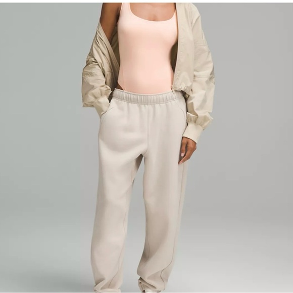 Lululemon Wundermost Ultrasoft Bodysuit, Size Medium & Large NWT - Picture 2 of 10